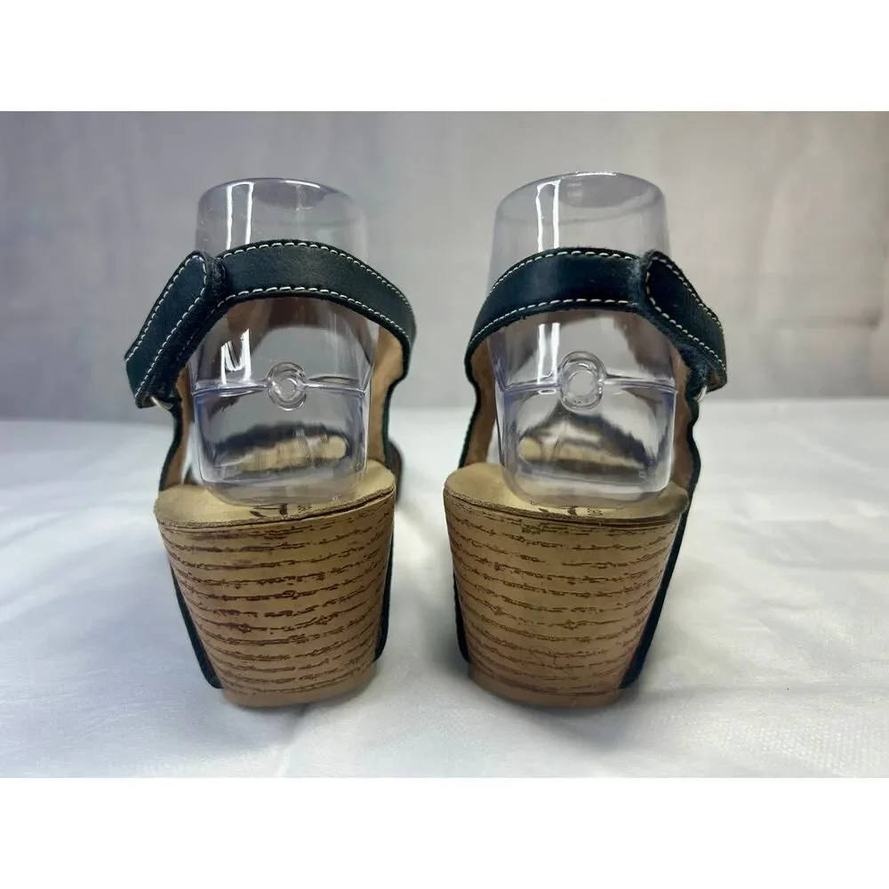Clarks bendables Black wedge Women Size 8.5